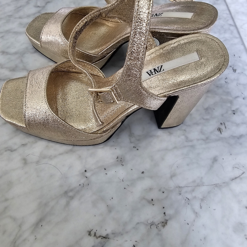 Zara gold sandals - Picture 4 of 5
